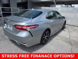 Used 2020 Toyota Camry SE image 3
