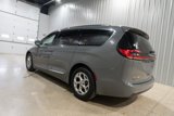 Used 2022 Chrysler Pacifica Limited image 5