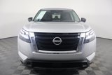 Used 2024 Nissan Pathfinder S image 2