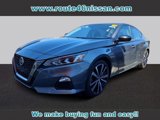 Used 2022 Nissan Altima 2.5 SR image 2