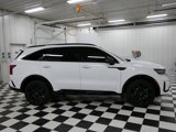 Used 2022 Kia Sorento SX image 2
