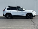 Used 2018 Jeep Cherokee Latitude w/ Altitude Package image 2