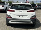 Used 2022 Hyundai Kona SE image 6