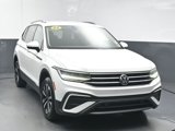 Used 2022 Volkswagen Tiguan S image 2
