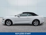 Used 2018 Ford Mustang Convertible image 2