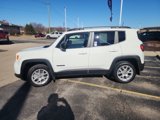 Used 2023 Jeep Renegade Latitude w/ Premium Group image 6