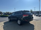 Used 2017 Jeep Grand Cherokee Laredo w/ Quick Order Package 23E image 3