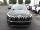 Used 2018 Jeep Cherokee Latitude Plus w/ Cold Weather Group image 3