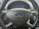 Used 2005 Ford Focus ZX5 Hatchback image 5