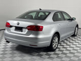 Used 2013 Volkswagen Jetta SE image 4