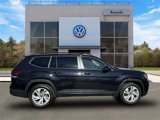Certified 2021 Volkswagen Atlas SE image 2