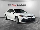 Used 2023 Toyota Camry LE image 3