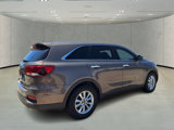 Used 2019 Kia Sorento LX image 5