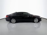 Used 2019 Toyota Avalon Limited image 4