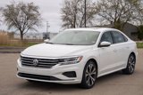 Used 2021 Volkswagen Passat 2.0T SE image 3