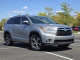 Used 2016 Toyota Highlander XLE image 2