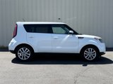 Used 2019 Kia Soul + image 2
