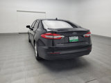 Used 2019 Ford Fusion SE image 6