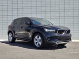 Used 2021 Volvo XC40 T5 Momentum w/ Premium Package image 3