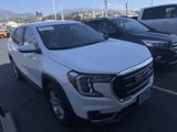 Used 2024 GMC Terrain SLE image 3
