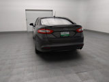 Used 2016 Ford Fusion SE image 6