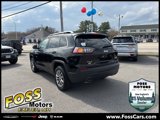 Certified 2019 Jeep Cherokee Latitude Plus w/ Comfort/Convenience Group image 5