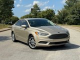 Used 2017 Ford Fusion SE w/ Fusion SE Technology Package image 2