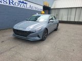 Used 2023 Hyundai Elantra SEL image 2