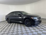 Used 2023 Volkswagen Jetta SE w/ Panoramic Sunroof Package image 2