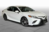 Used 2020 Toyota Camry SE image 2