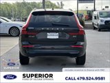 Used 2022 Volvo XC60 B5 Momentum image 5