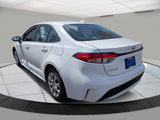 Used 2021 Toyota Corolla LE image 3