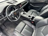 Used 2021 Porsche Macan Turbo image 4