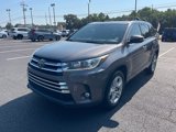 Used 2018 Toyota Highlander Limited image 3