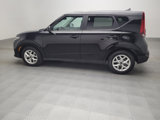 Used 2022 Kia Soul LX w/ Technology Package image 3