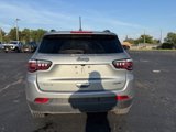 Used 2023 Jeep Compass Latitude image 5