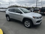 New 2025 Jeep Compass Latitude image 5