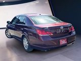 Used 2009 Toyota Avalon Limited image 3
