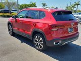 New 2024 Volkswagen Taos SE image 4