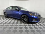 Used 2023 Nissan Altima 2.5 SR image 2