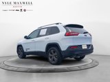 Used 2017 Jeep Cherokee Latitude w/ Safety/Convenience Group image 3