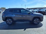 Used 2022 Jeep Compass Limited image 2