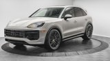 Used 2025 Porsche Cayenne GTS image 3