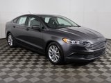 Used 2017 Ford Fusion SE w/ Fusion SE Technology Package image 2