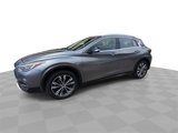 Used 2017 INFINITI QX30 Premium w/ Navigation Package image 4