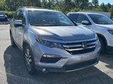 Used 2017 Honda Pilot Touring image 4