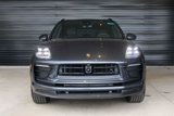 Certified 2025 Porsche Macan image 6