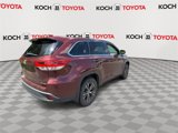 Used 2017 Toyota Highlander Plus image 6