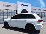 Used 2022 Jeep Grand Cherokee Laredo X image 3