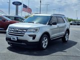 Used 2018 Ford Explorer XLT image 3